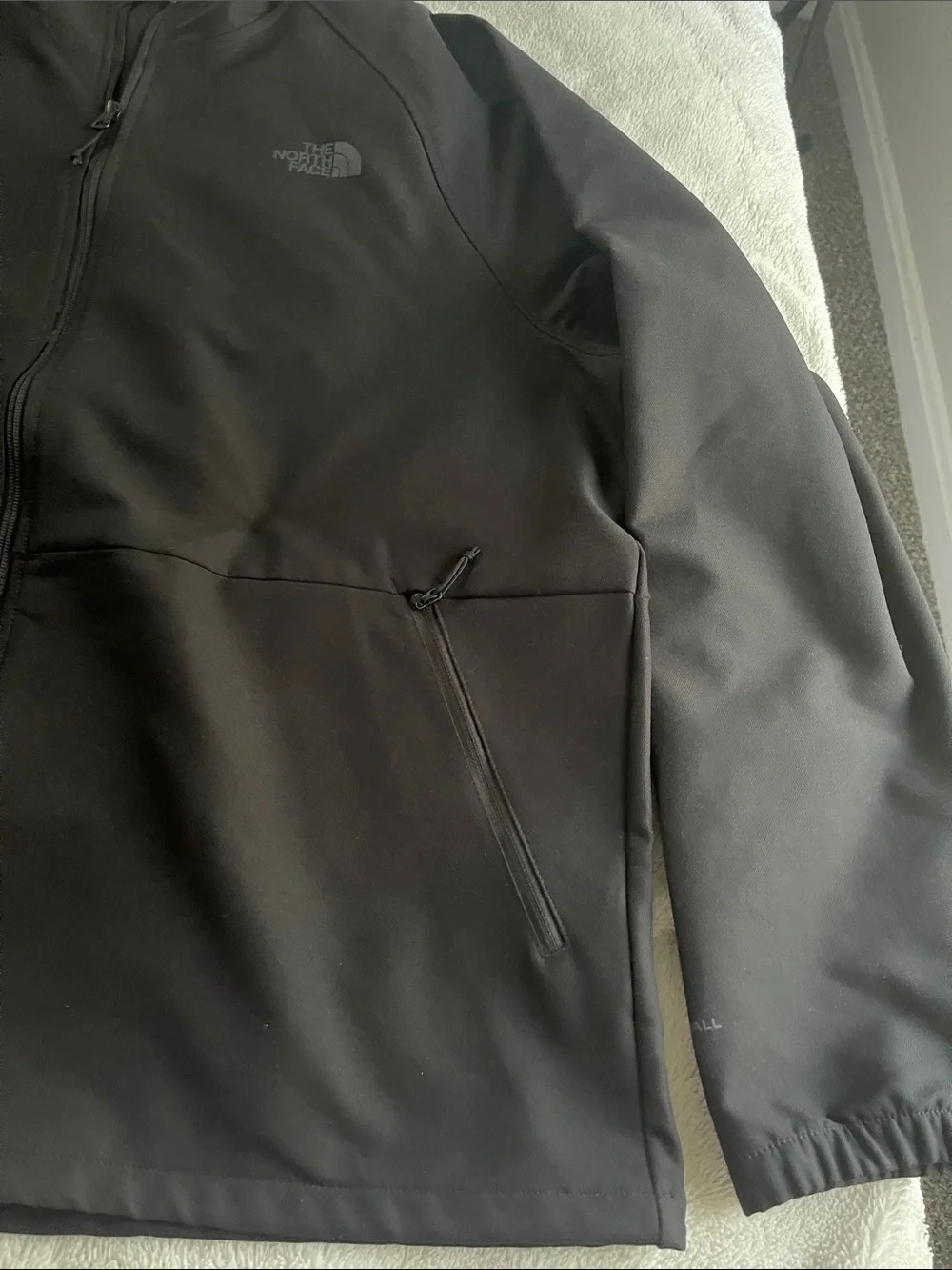 The North Face Men's Black Full Zip Windbreaker 2XL